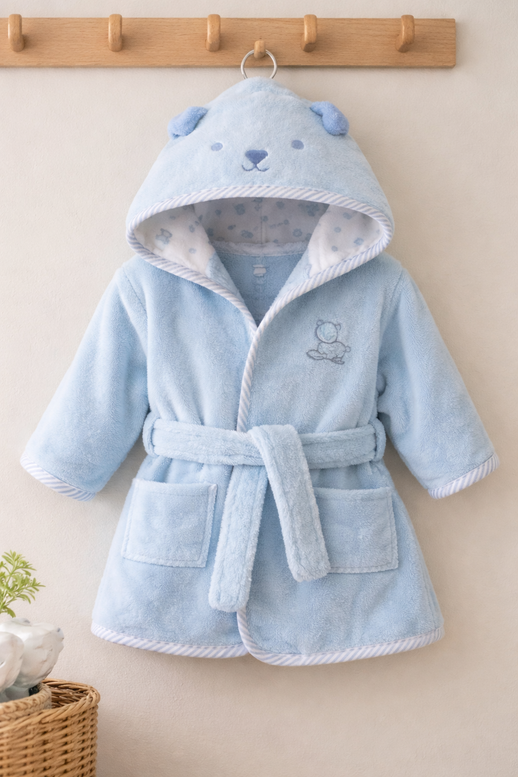 Super Soft & Fluffy Kidz Bathrobe – Premium Comfort with Fine Edges