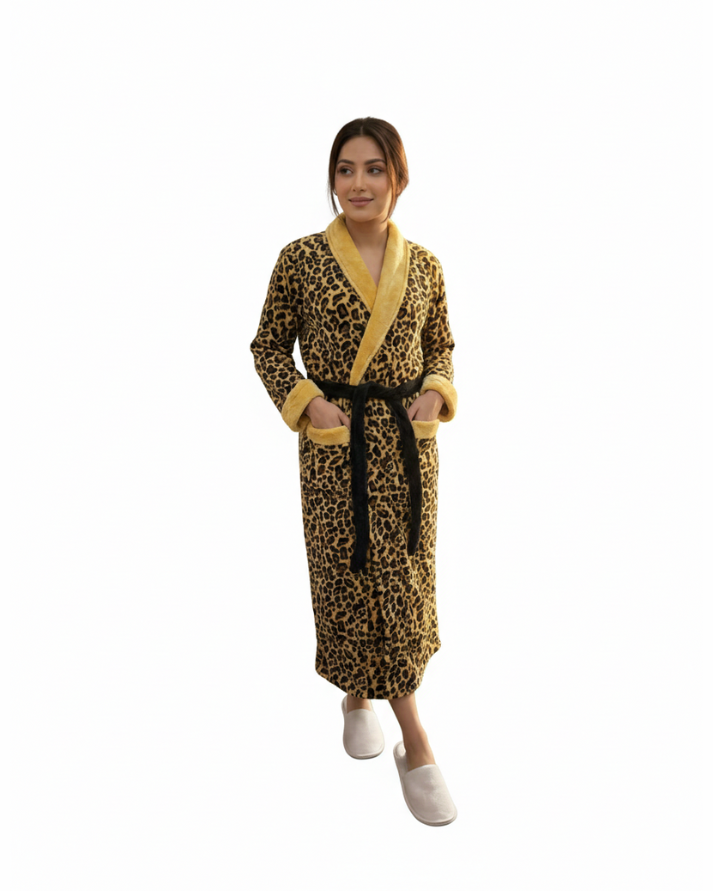 Leopard Print Fleece Bathrobe – Plush & Cozy Comfort