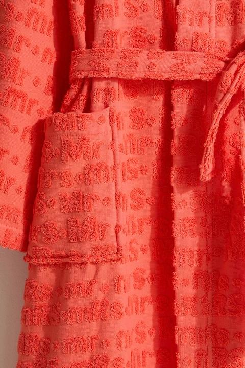 Fanza Mrs Bathrobe – Soft, Comfortable & Elegant