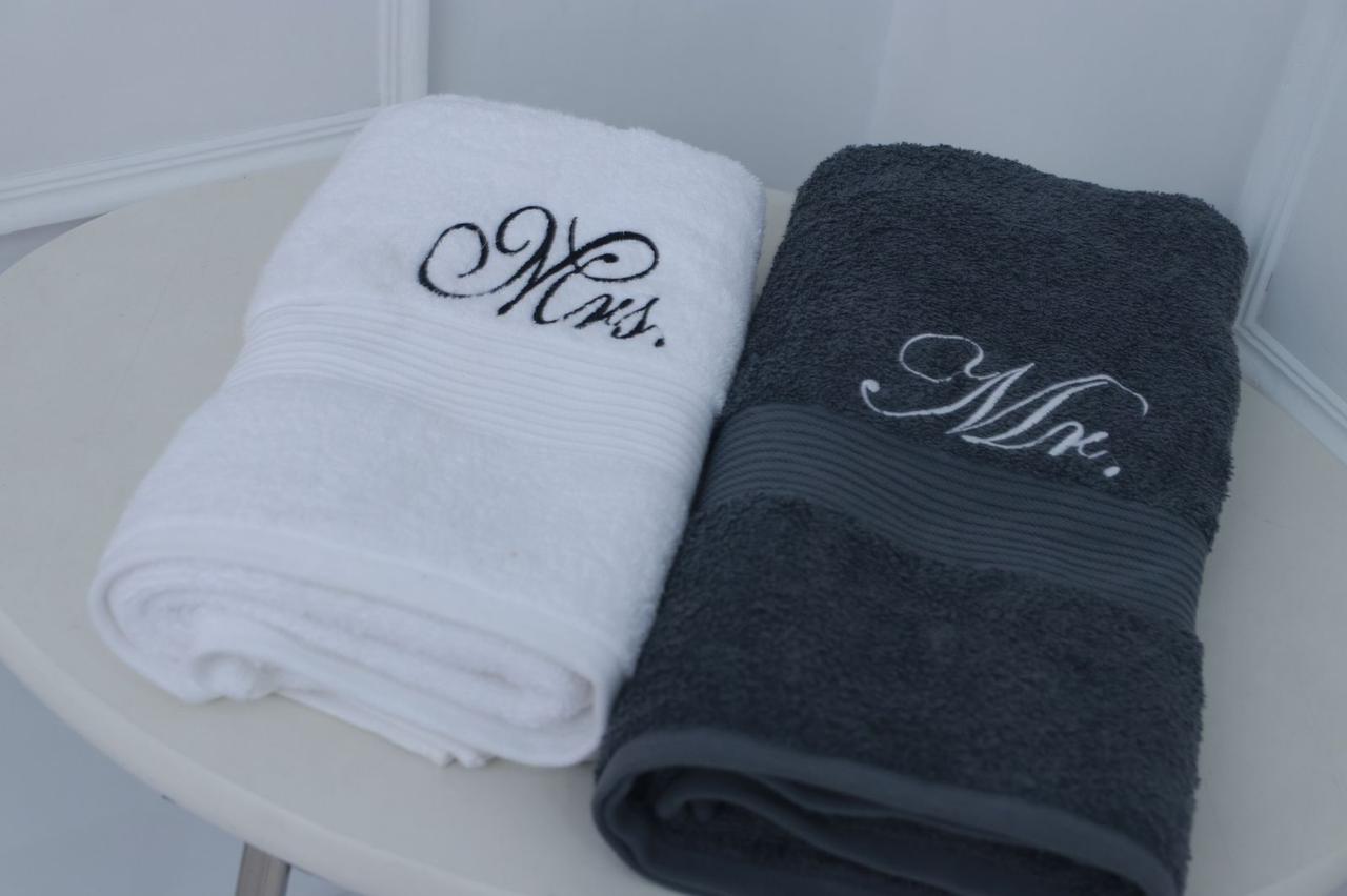 Fanza Mr & Mrs Bath Towel Set – Soft, Absorbent & Perfect Gift (pack of 2)